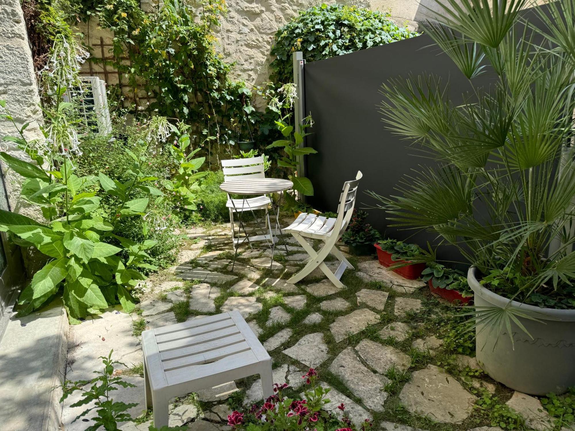 Chambre Sur Jardin Secret - Avignon Centre - Climatisee Bagian luar foto